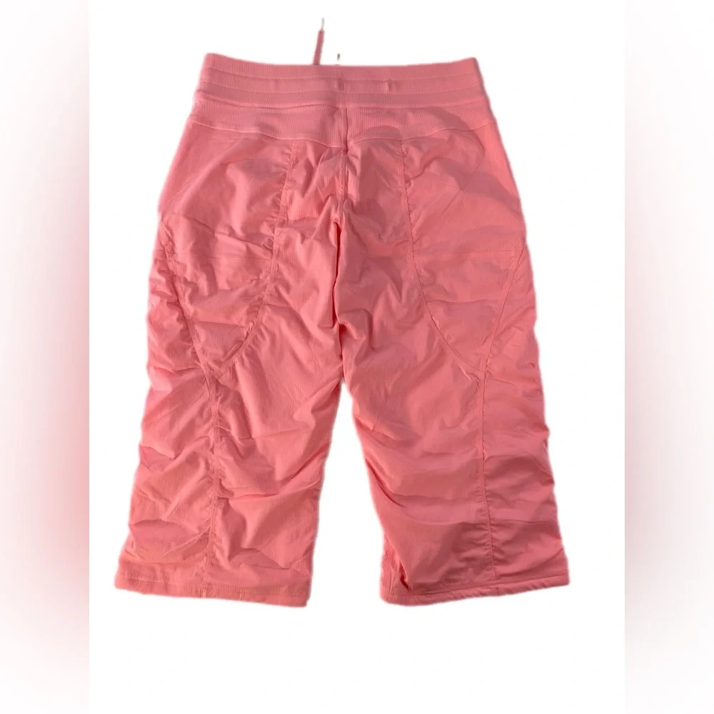 Lululemon Studio Crop *Lined Bleached Coral size 10 NWOT - Picture 5 of 11